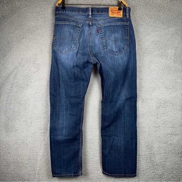 Levi's 505 Jeans Mens 36x30 Blue Distressed Regular Fit Straight Classic Denim - Picture 1 of 10